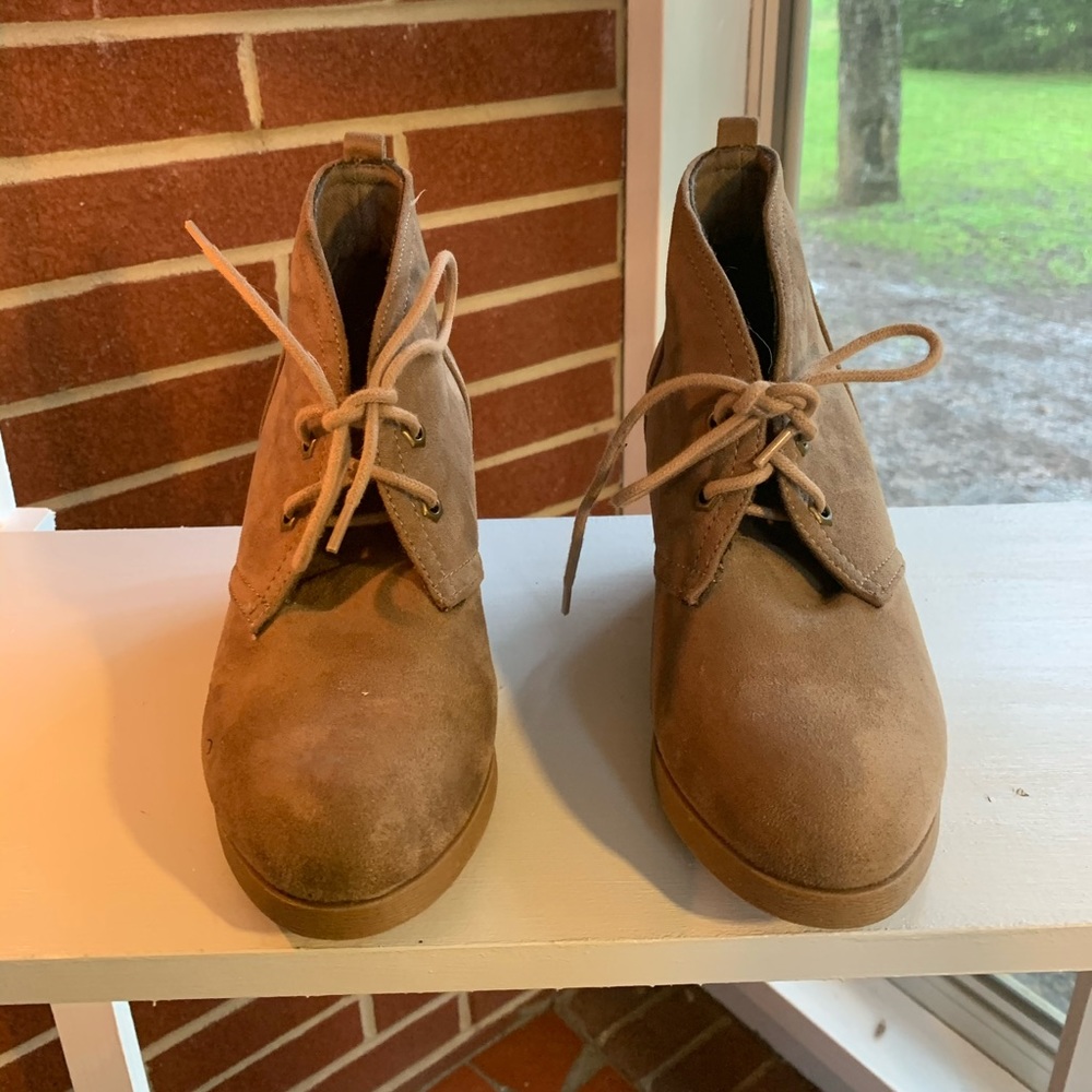 boot with small heel